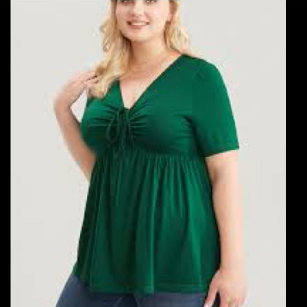 NWT BloomChic green tie top 18/2X